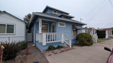 Building Photo - Quaint Historical Home near Downtown Pacif...