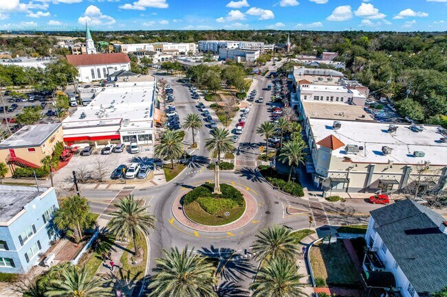 Building Photo - 1515 Marco Pl