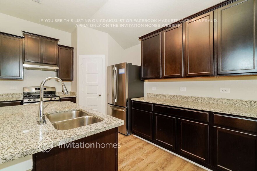 Building Photo - 6952 Cetera Way