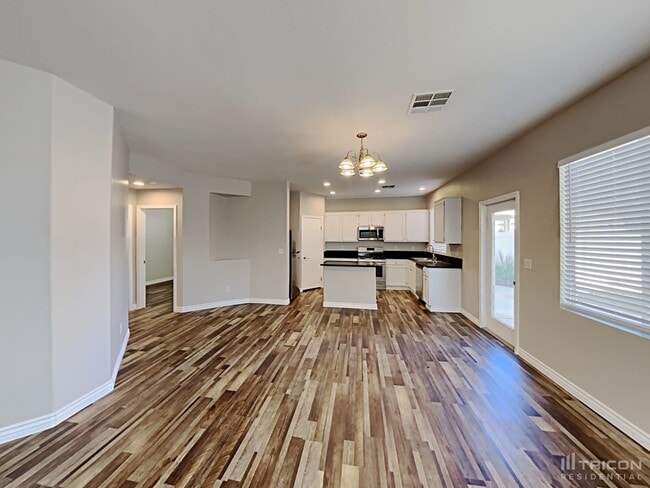 Building Photo - 6754 Cinnabar Coast Ln