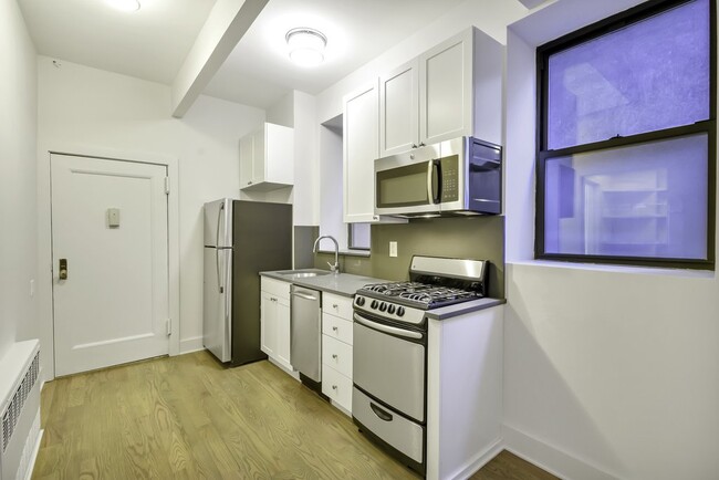 Floorplan - 226 East 25th Street