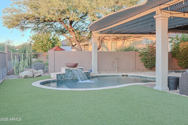 Building Photo - 40704 N Bell Meadow Trail