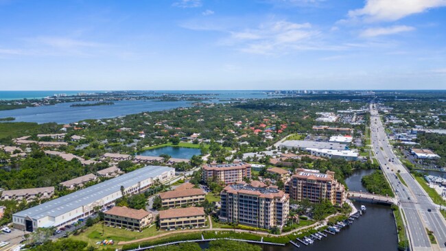 Building Photo - 1921 Monte Carlo Dr