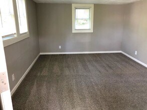 Building Photo - 3 Bed House - MUST SEE!!