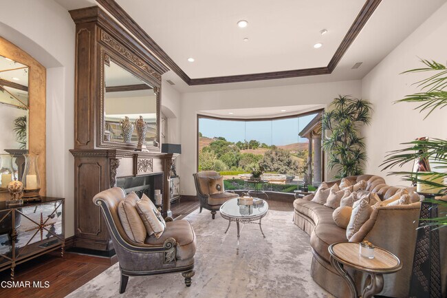 Building Photo - 4358 Cresthaven Dr