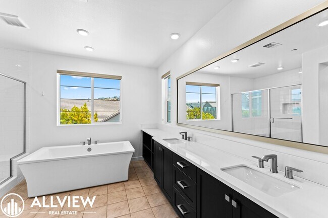 Building Photo - Modern Luxury Living at The Farm in San Juan Capistrano