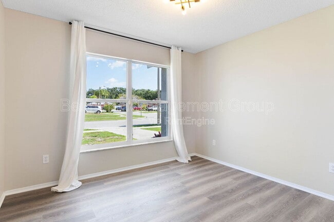 Building Photo - 6438 Tidewave St