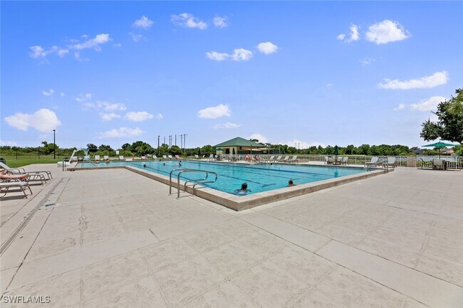 Building Photo - 9450 Ivy Brook Run