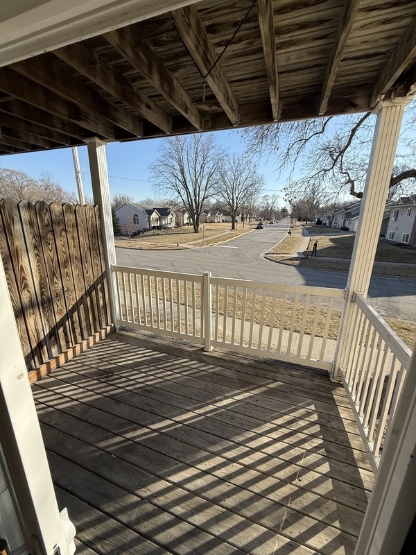 Building Photo - 215 Jewel Dr