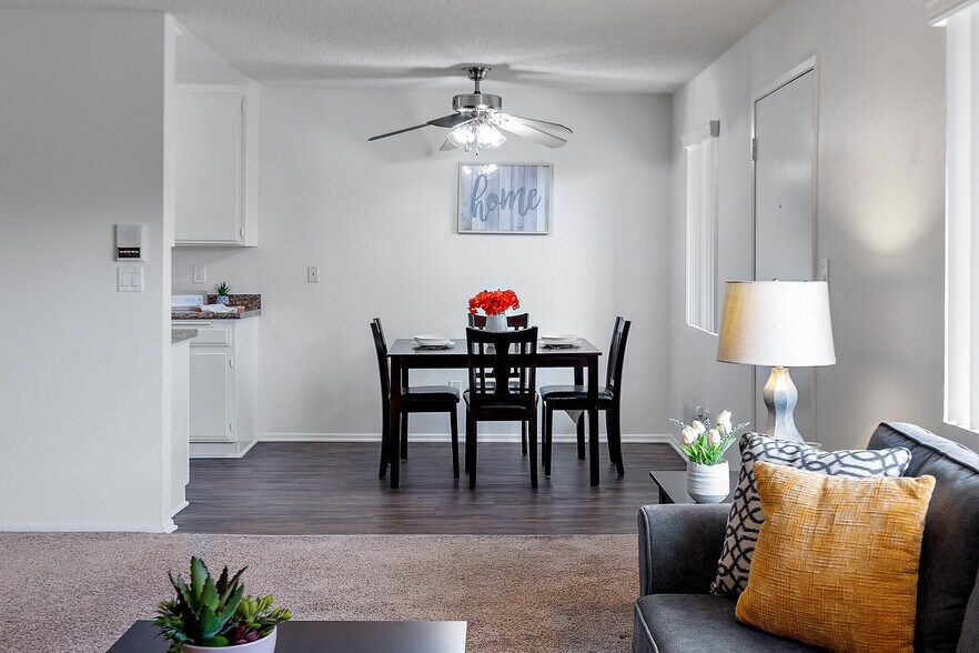 Building Photo - Cypress Point