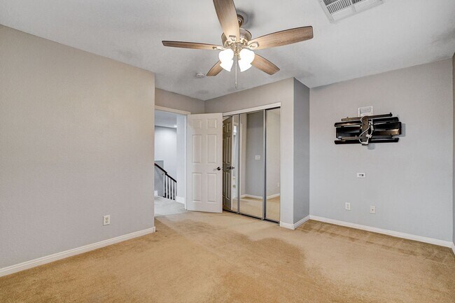 Building Photo - 4 Bedroom in North Las Vegas Near Aliante