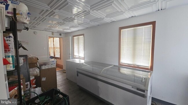 Building Photo - 101 N Broadway