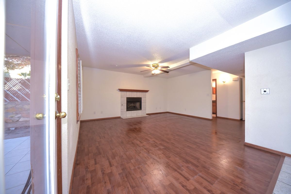 Building Photo - 12484 Tierra Espada Dr