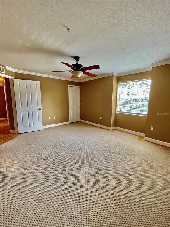 Building Photo - 13827 Fairway Island Dr