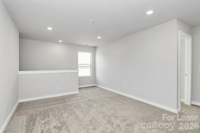 Building Photo - 529 Mountain Vw Dr