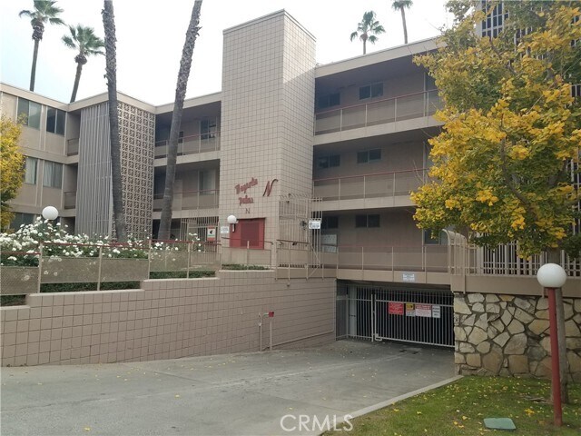 Building Photo - 6979 Palm Ct
