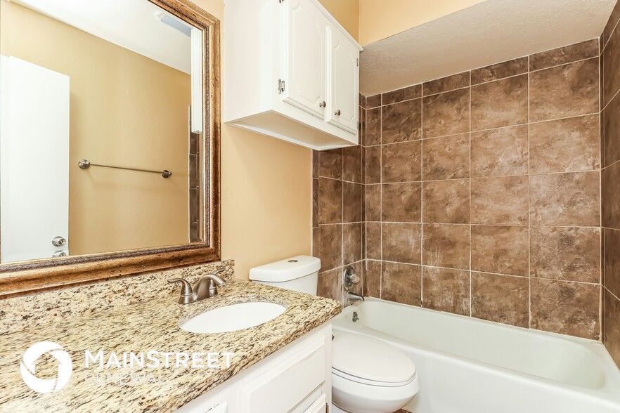 Building Photo - 5903 Fox Run Way