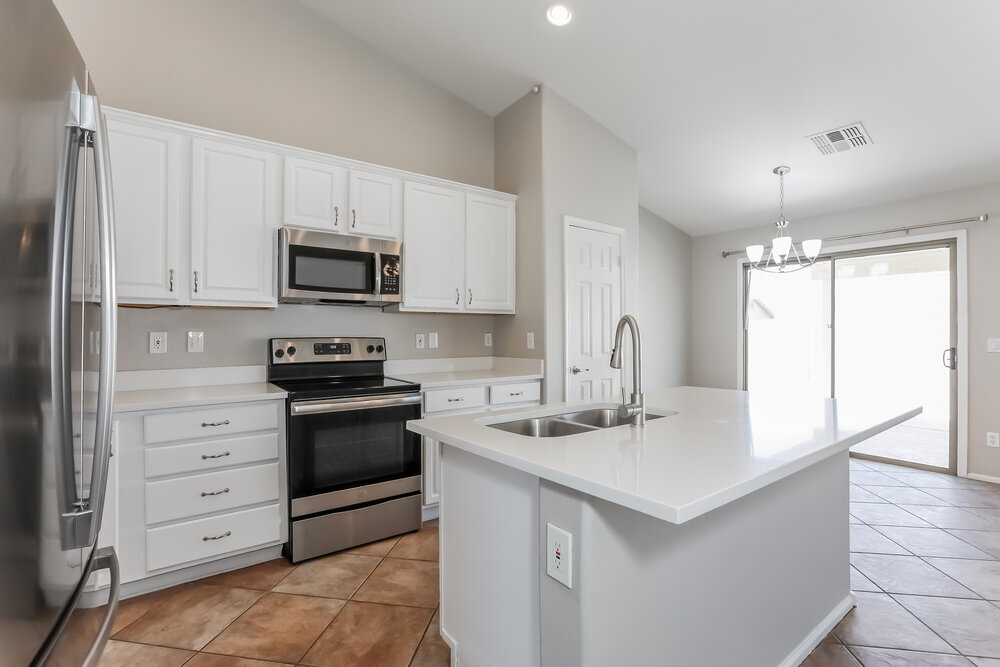 Building Photo - 4148 E Stratford Pl