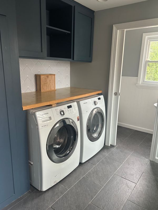 Building Photo - 1924 Guernsey Ave