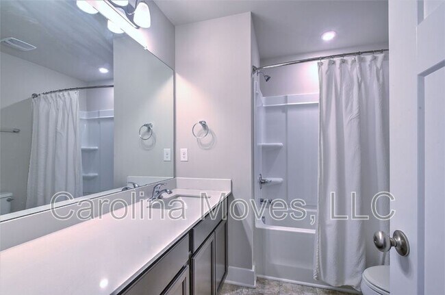 Building Photo - 251 Keaton Ct