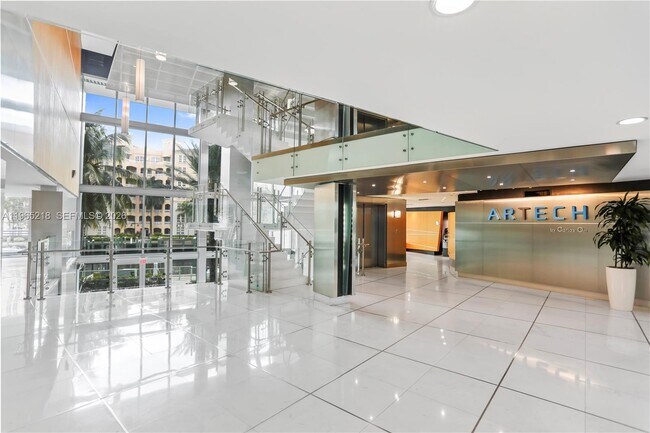 Building Photo - 2950 NE 188th St