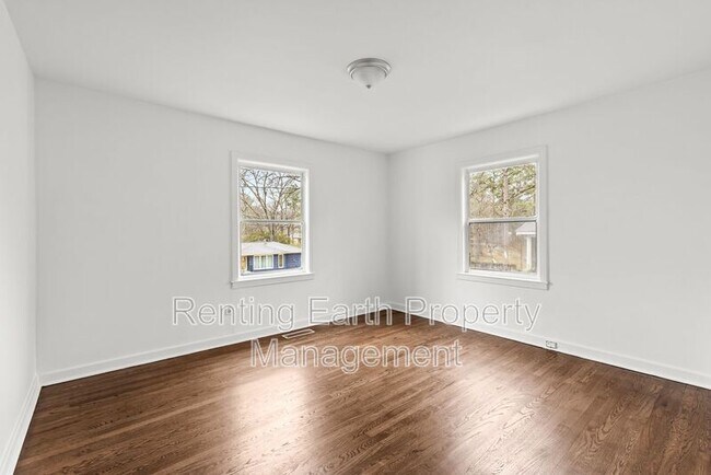 Building Photo - 1209 Linwood St