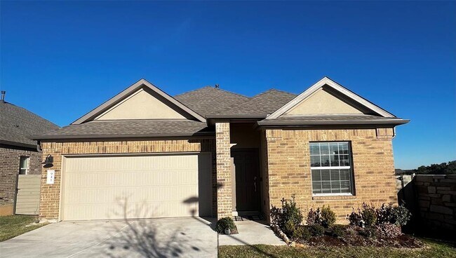 Primary Photo - 941 Legends Ln