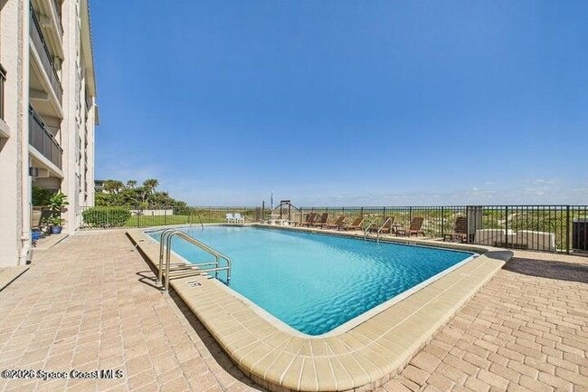 Building Photo - 1305 S Atlantic Ave