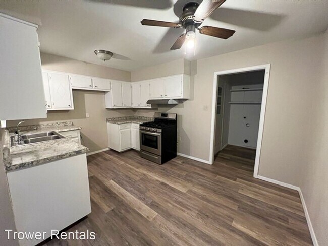 Building Photo - 3 br, 2 bath House - 3616 E 30th Street