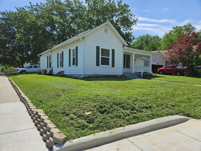 Building Photo - 2158 N Boonville Ave