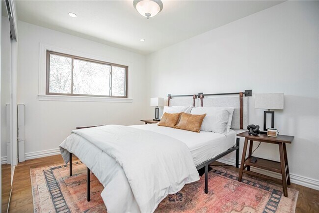 Building Photo - 1 Rader Ln