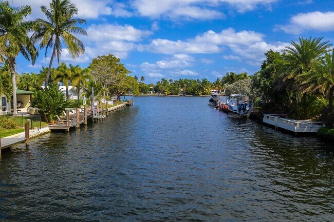 Building Photo - Northeast 16th Street, Fort Lauderdale, FL 33304 - 3 BR 3 BA single-family home