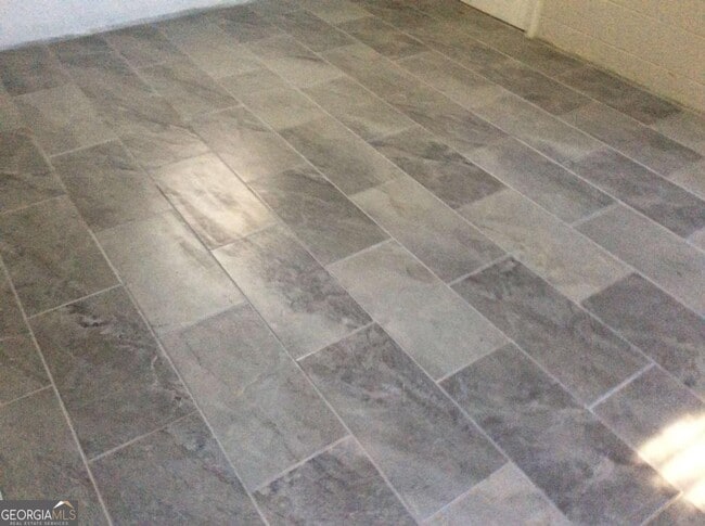 Building Photo - 209 Decatur Rd