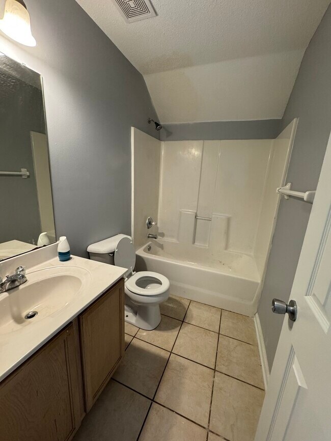 Building Photo - 7857 Windy Willow Rd