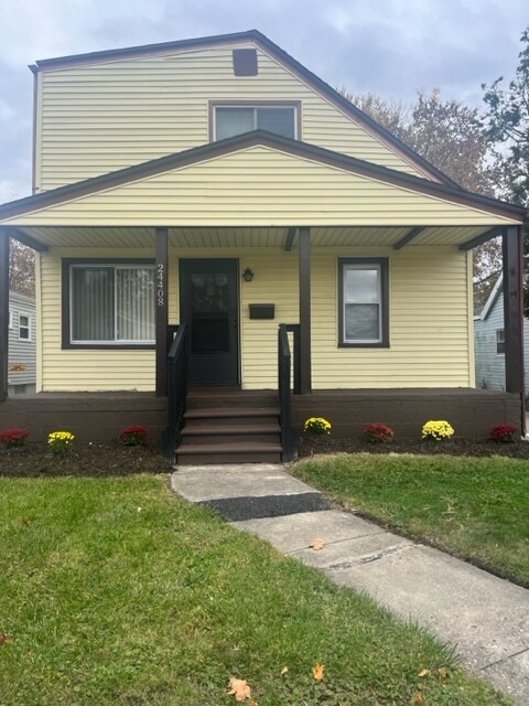 Primary Photo - 24408 Lambrecht Ave