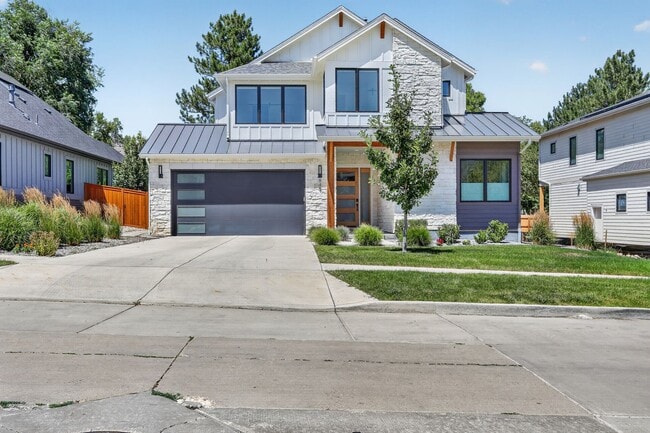 Building Photo - Boulder Living Perfected: Custom 4BR/4BA Modern Farmhouse Near Wonderland Lake