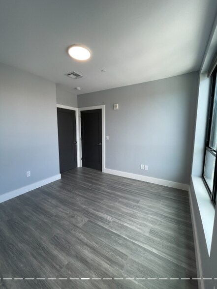 Building Photo - 367 Western Ave
