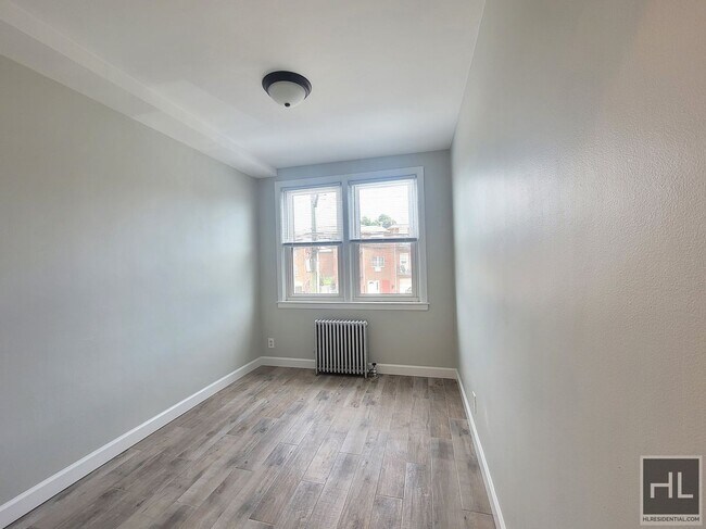 Building Photo - Newly Renovated Home BOOTH MEMORIAL AVE