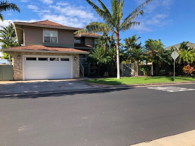 Building Photo - SOUTH MAUI BEAUTIFUL HOME WITH POOL IN MOANA ESTATES --Move in Special, month of April discounted...
