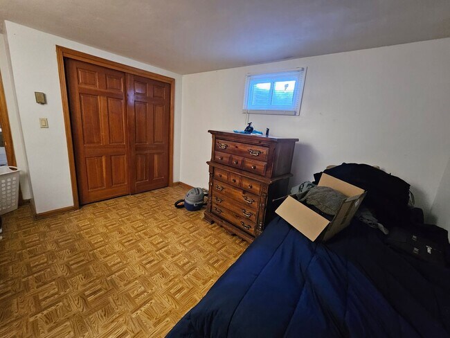 Building Photo - Christiansburg, 3 BR / 2.5 BA, Available A...