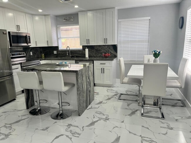 Primary Photo - 12268 SW 202nd St