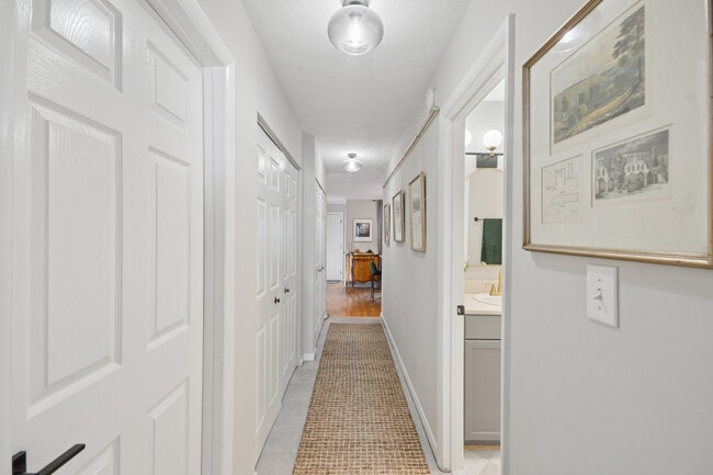 Building Photo - 1150 Collier Rd NW