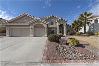 Building Photo - 6511 Wind Ridge Dr