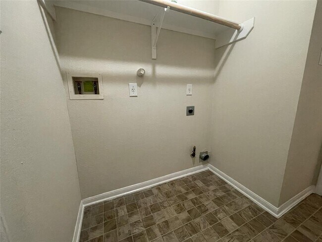 Building Photo - 3712 Bratton Heights Dr