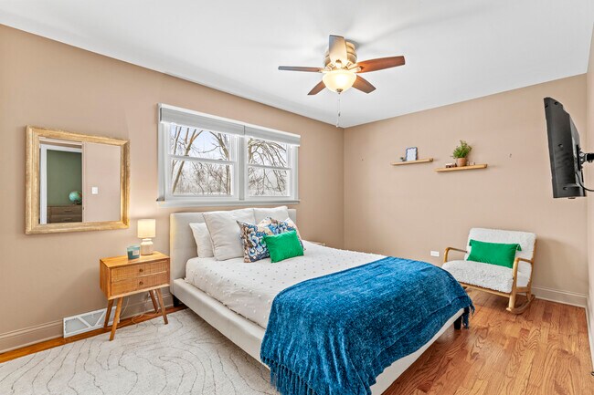 Building Photo - 1213 Selwyn Ln