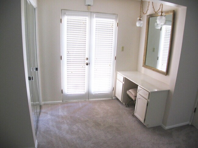 Building Photo - 2700 G Rd