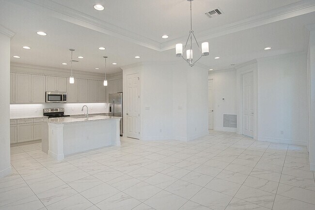 Building Photo - 24060 SW Firenze Wy