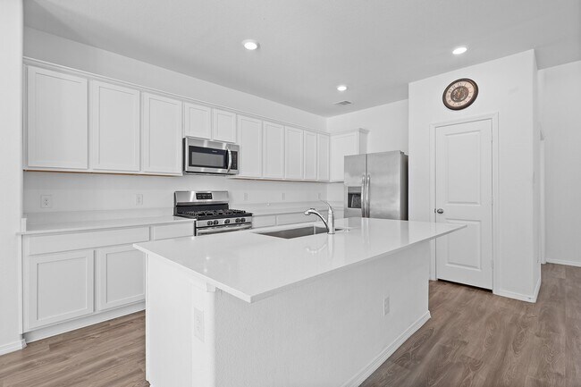 Building Photo - 23810 Maida View Trl