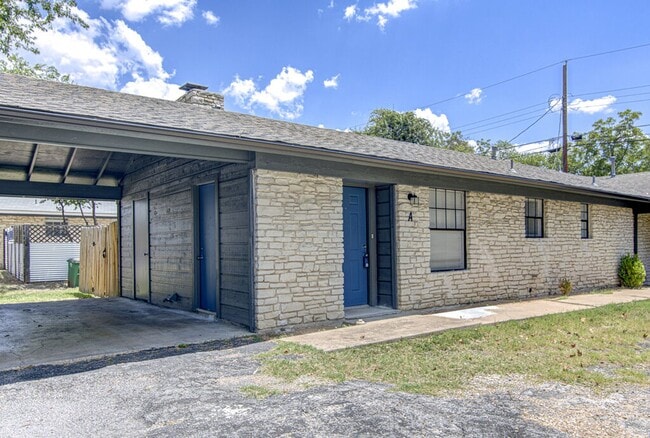 Building Photo - 5703 Gloucester Ln