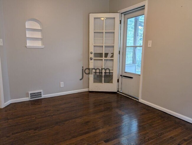 Building Photo - 3580 Normandy Rd